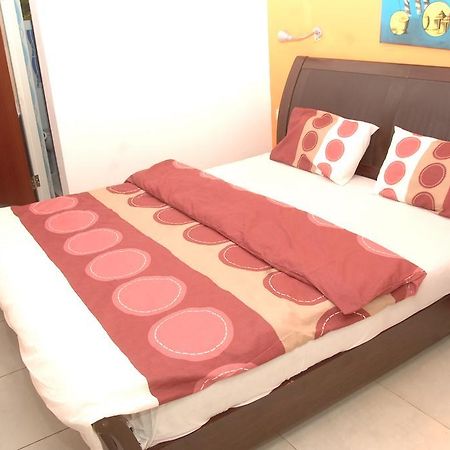 Sarges Hotel Serrekunda Extérieur photo